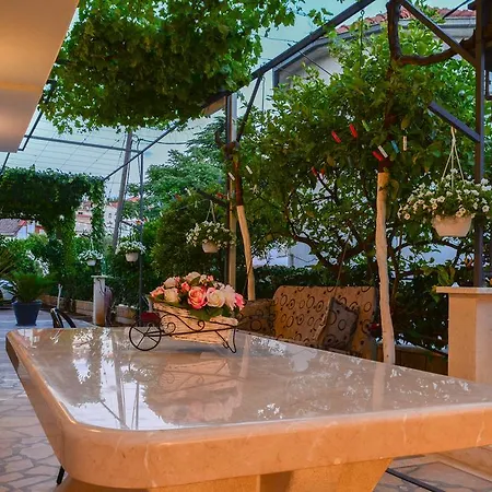 Luxury Tea Apartment