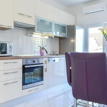 Luxury Tea Apartment